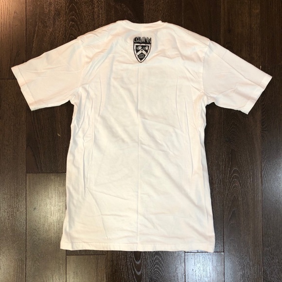 O’Quinn Tee Shirt White Medium EUC - Picture 2 of 3